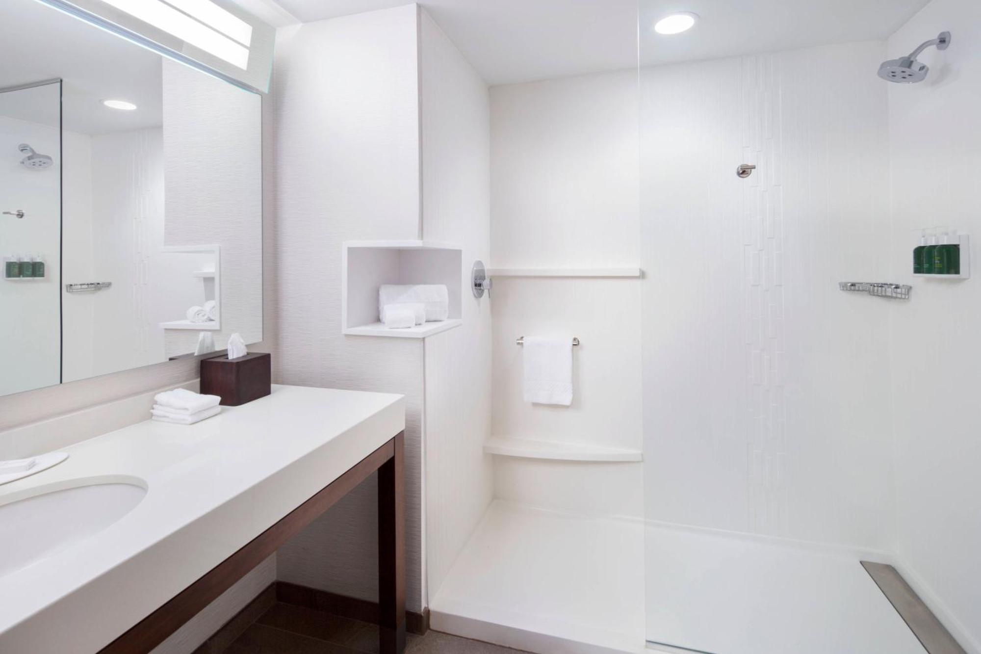 מלון Courtyard By Marriott Cape Girardeau Downtown מראה חיצוני תמונה