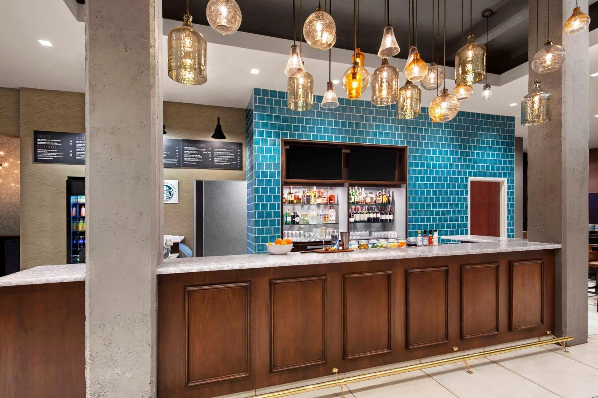 מלון Courtyard By Marriott Cape Girardeau Downtown מראה חיצוני תמונה
