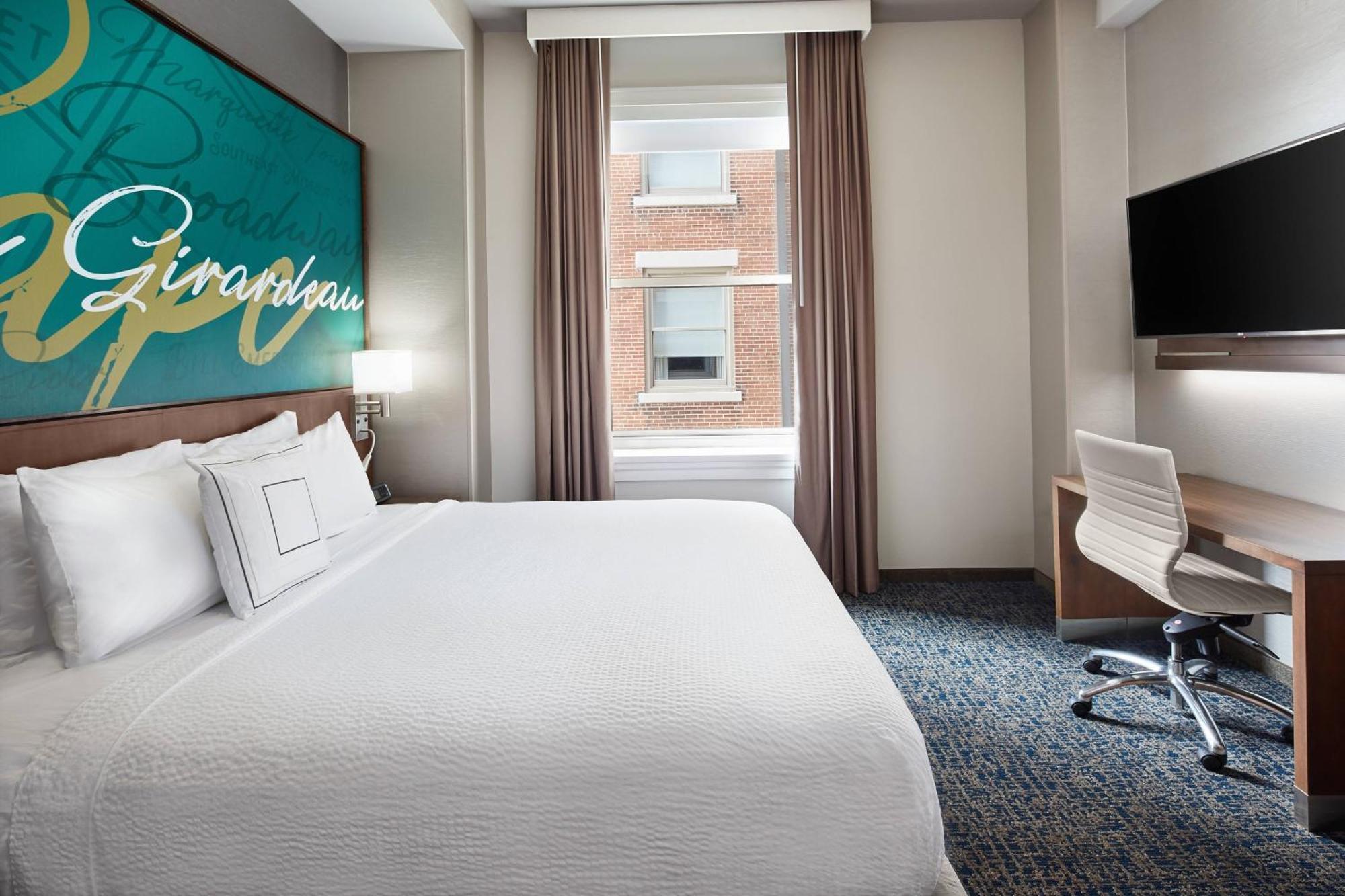 מלון Courtyard By Marriott Cape Girardeau Downtown מראה חיצוני תמונה